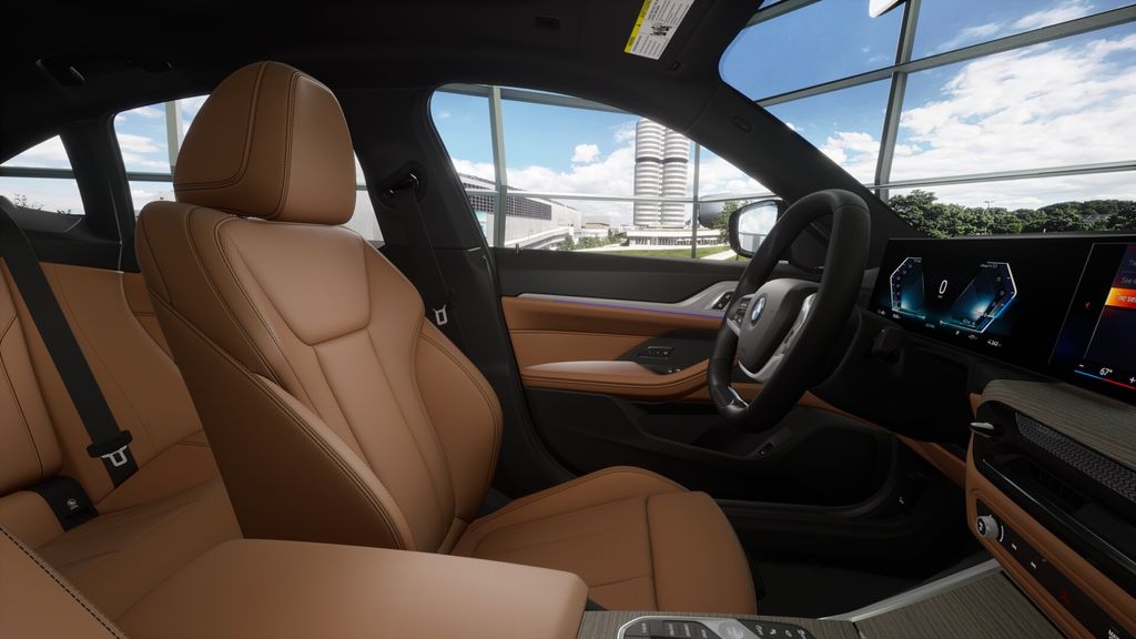 Thumbnail: 2025 BMW i4 - 9