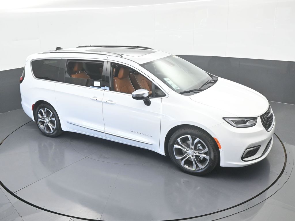 New 2026 Bright White Clearcoat Chrysler Pinnacle image 53