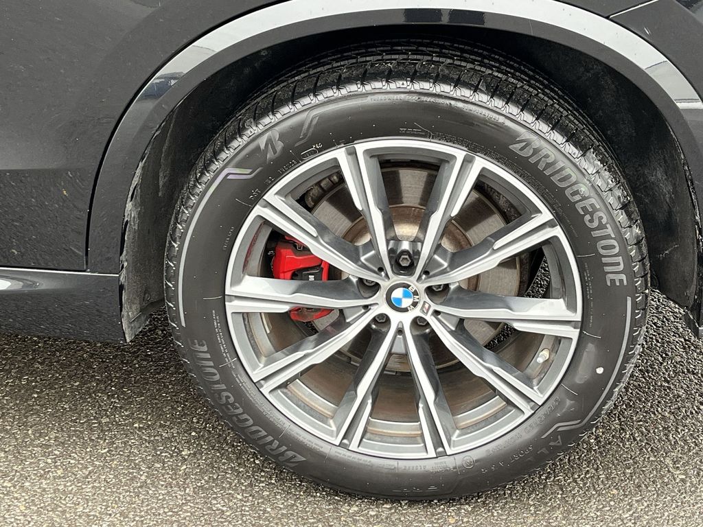 Thumbnail: 2023 BMW X5 - 10