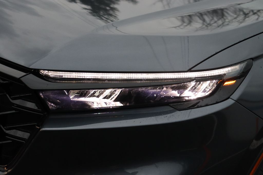 2025 Honda CR-V Sport Touring 9