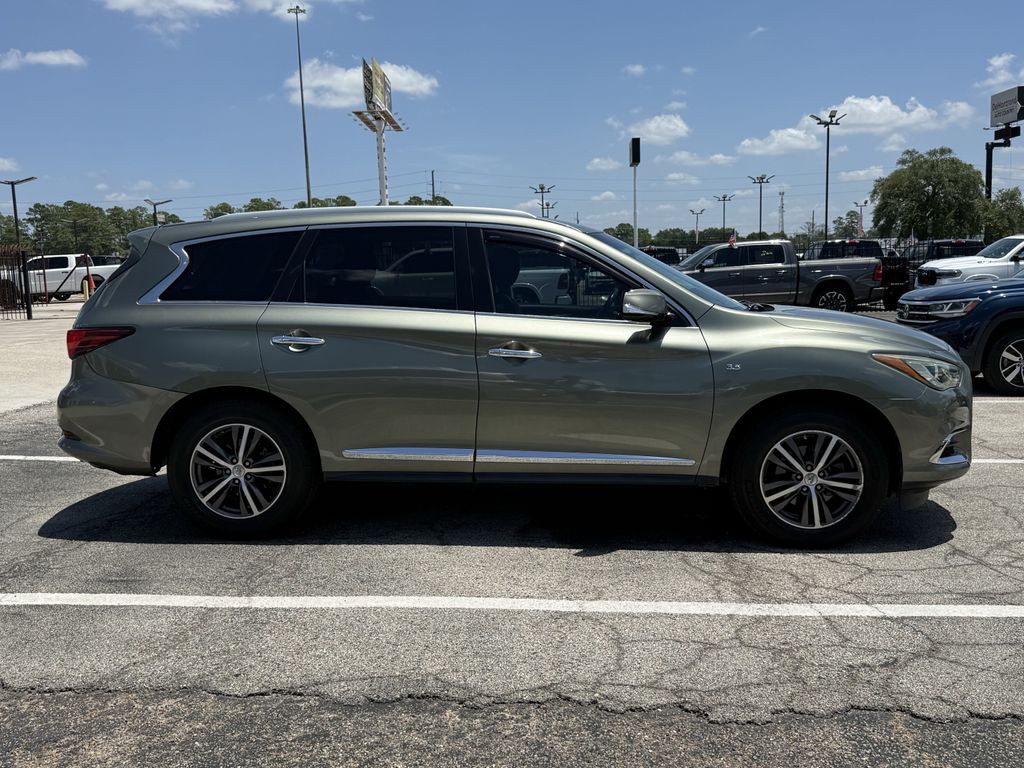 2017 INFINITI QX60 Base - 3