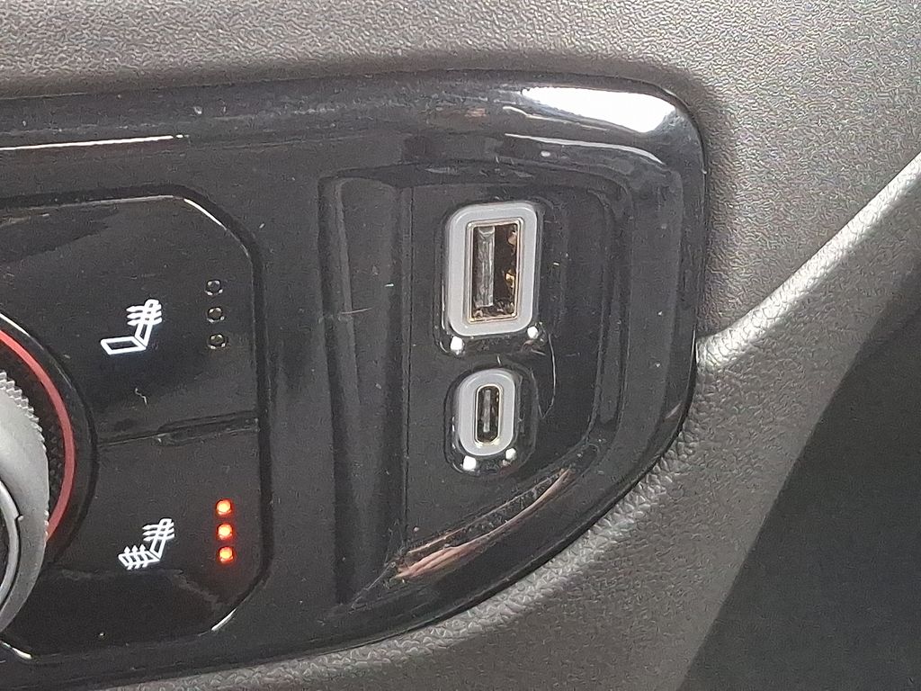 Thumbnail: 2025 Chevrolet Silverado 1500 - 26