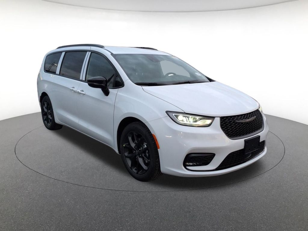 2026 Chrysler Pacifica