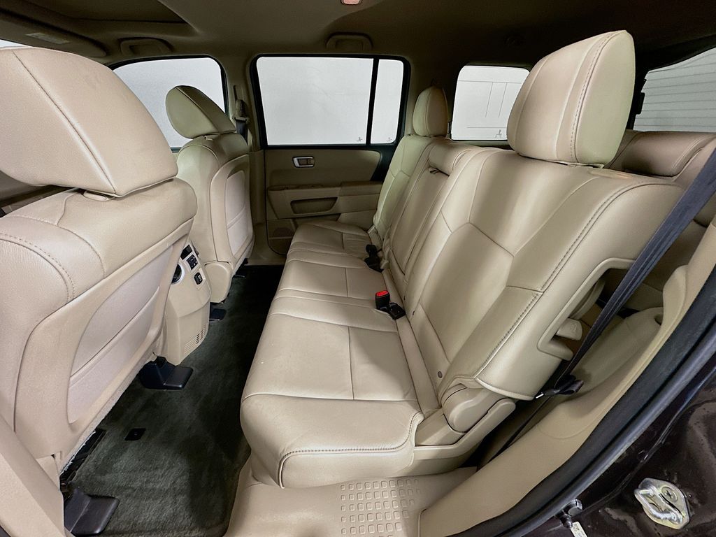 Thumbnail: 2014 Honda Pilot - 24