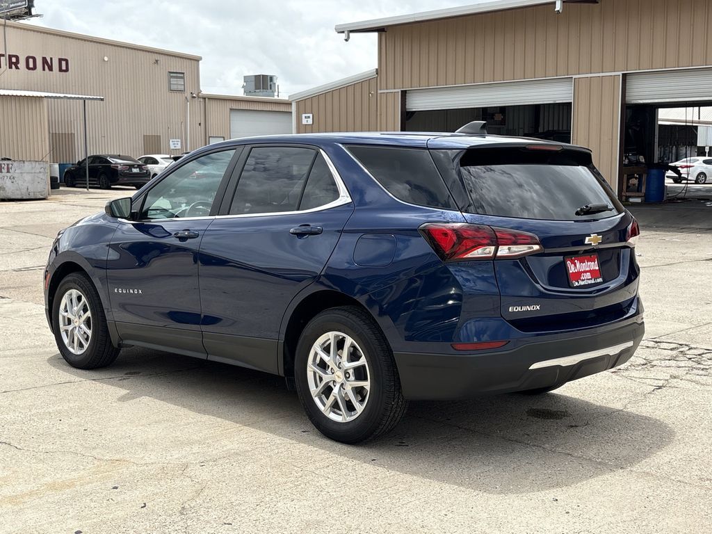 2022 Chevrolet Equinox LT Blue at AutoSavvy Houston Southwest