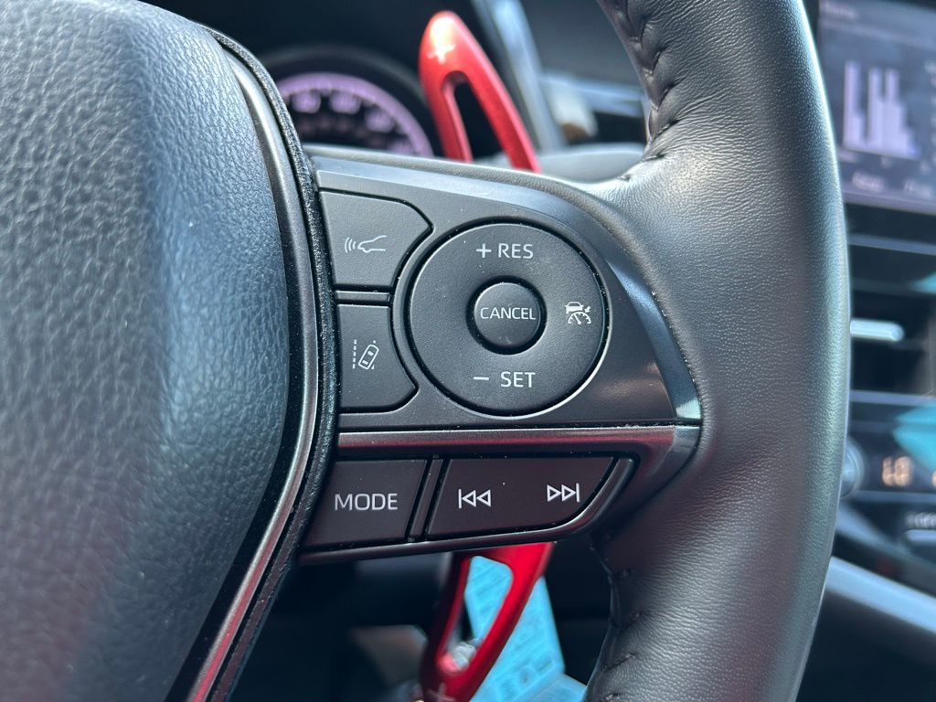2024 Toyota Camry SE 19