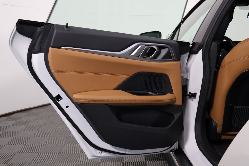 Thumbnail: 2023 BMW i4 - 13