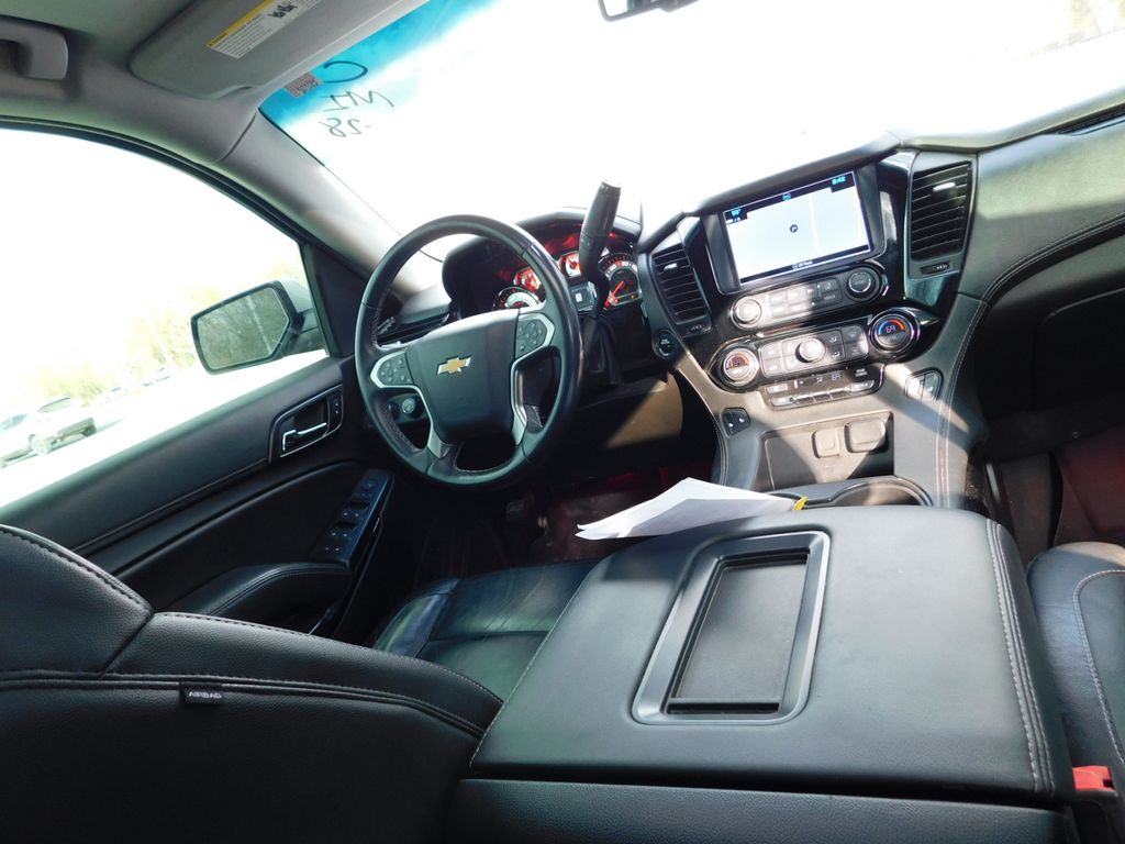 Thumbnail: 2019 Chevrolet Tahoe - 7