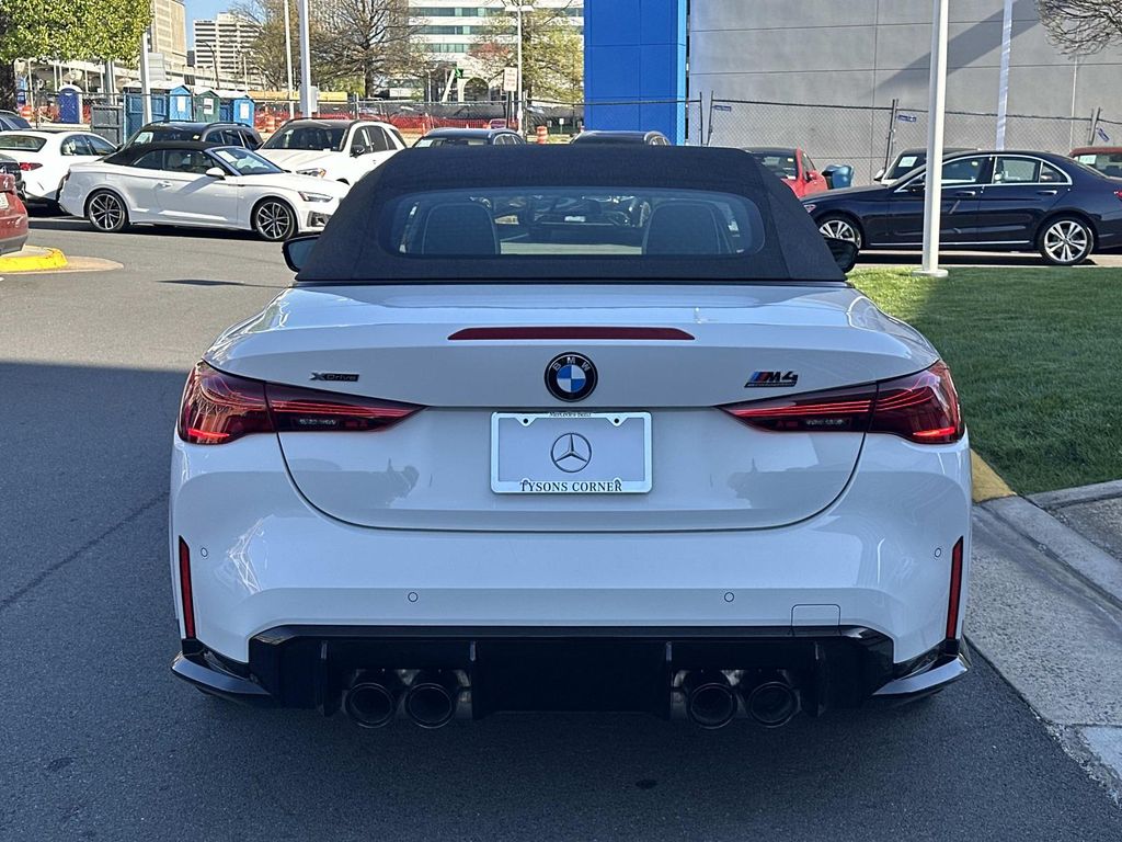 Thumbnail: 2025 BMW M4 - 13