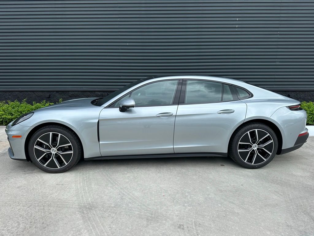 Thumbnail: 2025 Porsche Panamera - 2