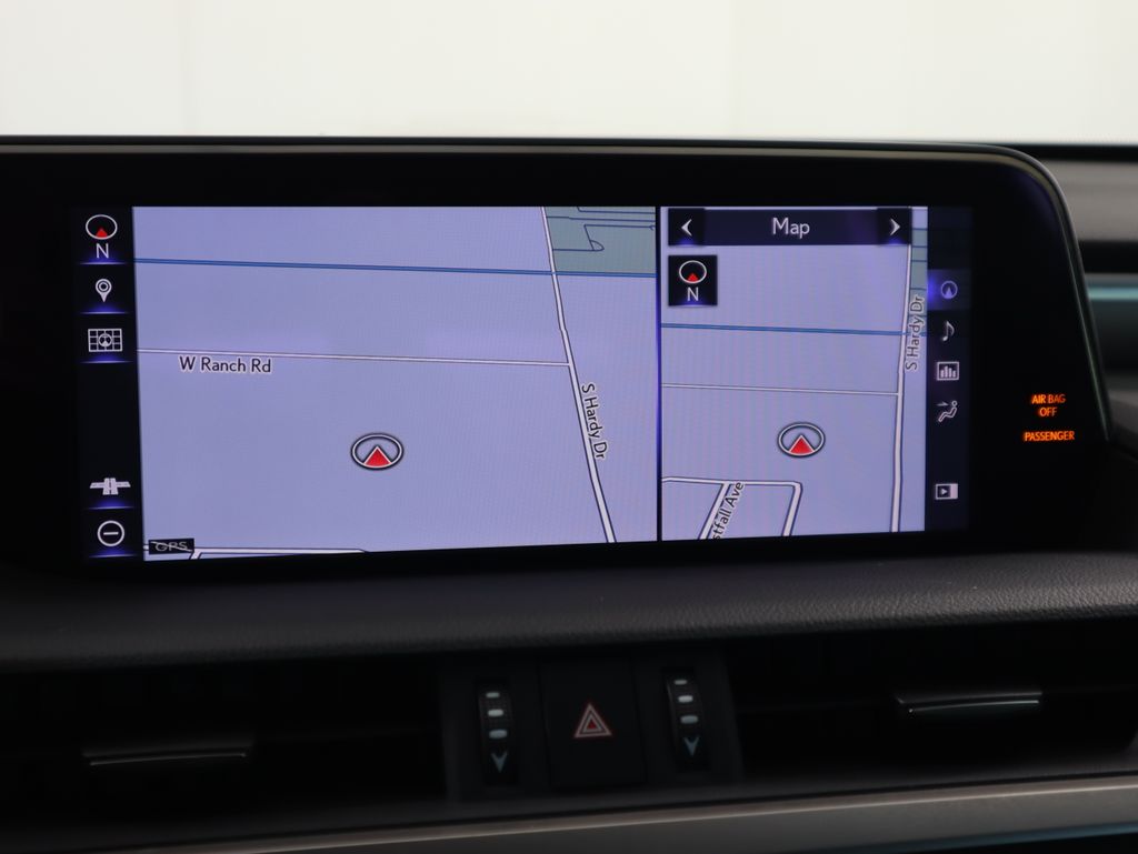 Thumbnail: 2019 Lexus ES - 16