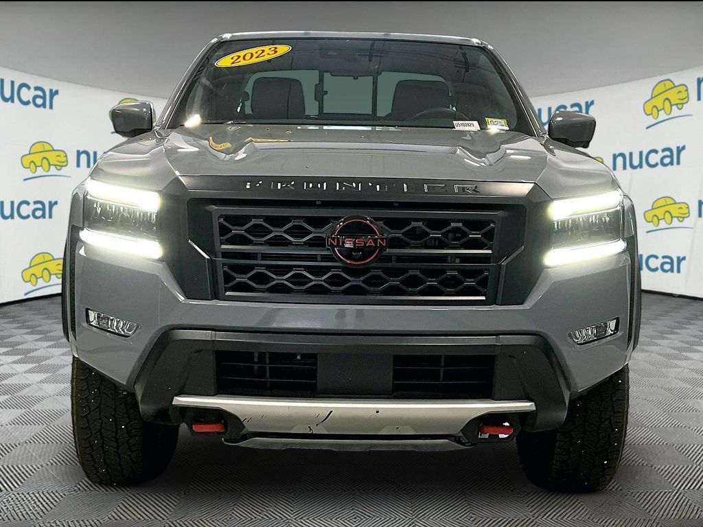 2023 Nissan Frontier — photo 2