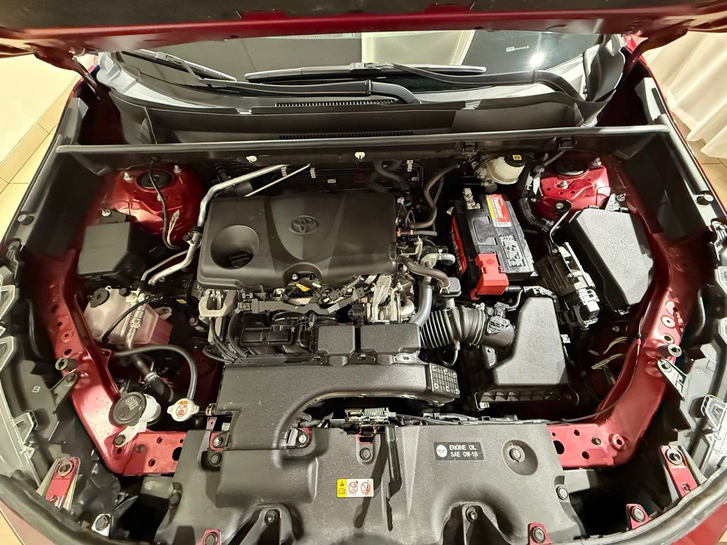 Thumbnail: 2021 Toyota RAV4 - 10