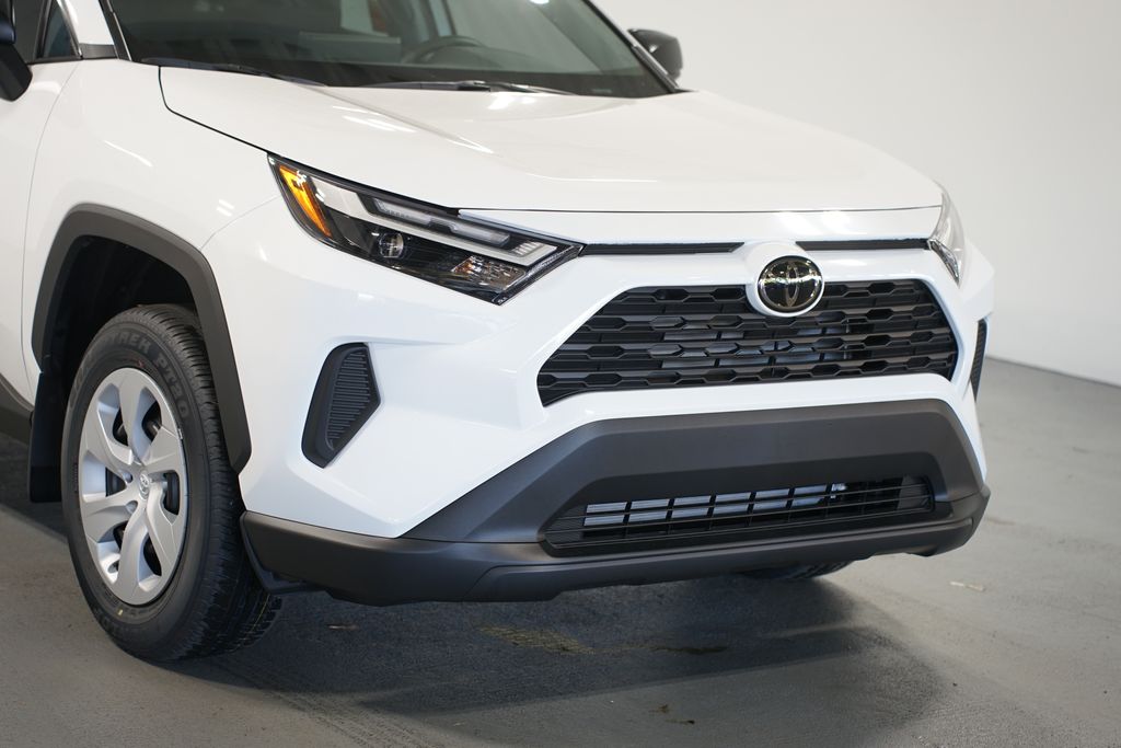 Thumbnail: 2025 Toyota RAV4 - 4