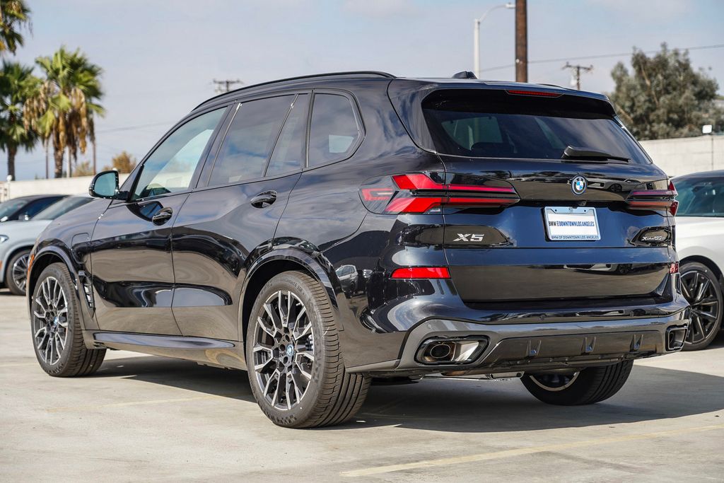 2025 BMW X5 xDrive50e 6