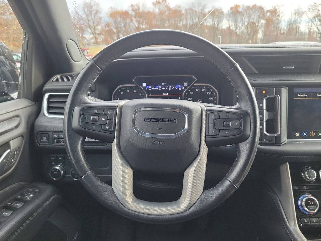 2021 GMC Yukon XL Denali 11