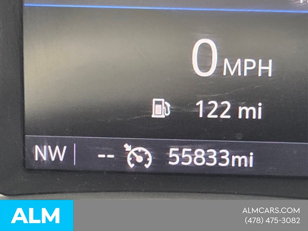Used 2020 Silver Chevrolet LT image 29