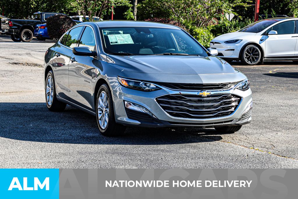 Used 2024 Gray Chevrolet LT image 5