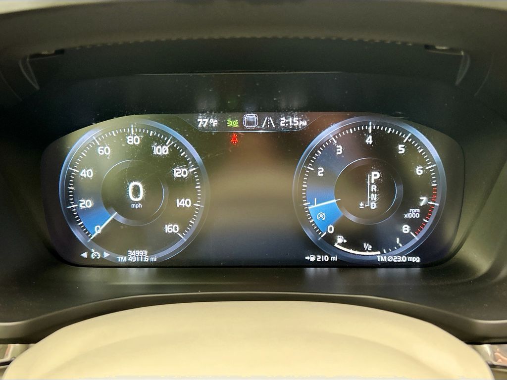 Thumbnail: 2020 Volvo S60 - 32