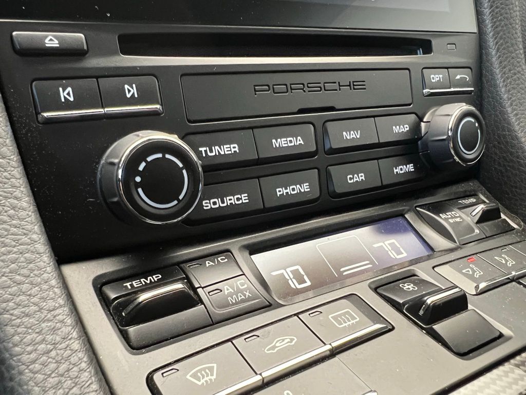 Thumbnail: 2018 Porsche 718 Cayman - 12