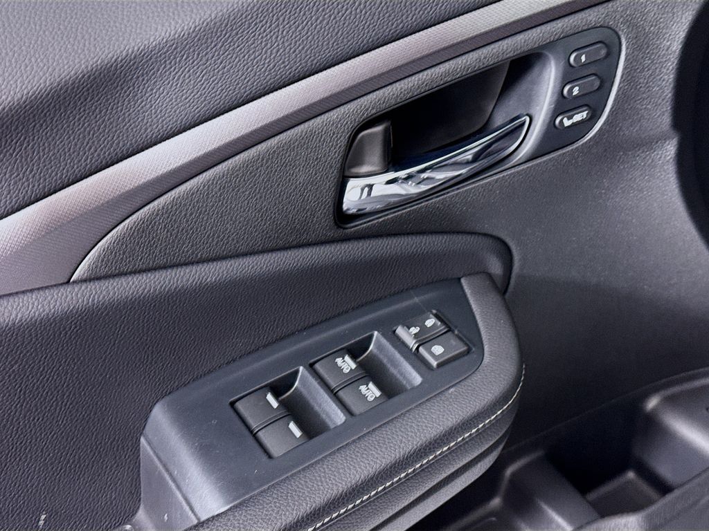 Thumbnail: 2023 Honda Ridgeline - 23