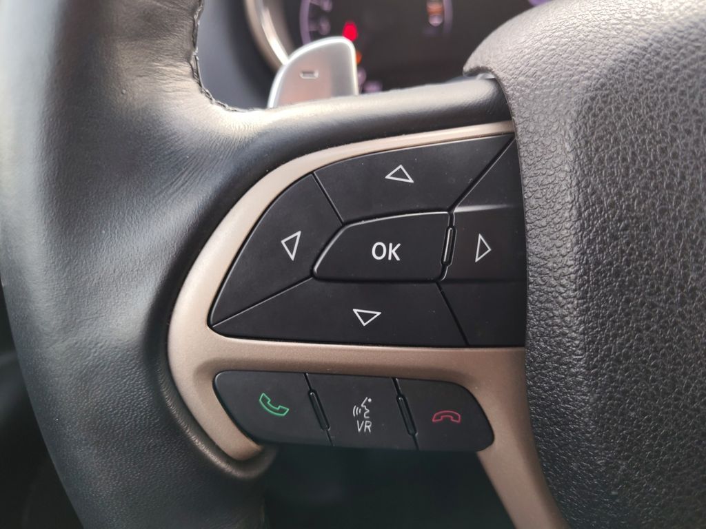 Used Car 2017 Jeep Grand Cherokee  Laredo For Sale Under $20,000 In Austin, Texas