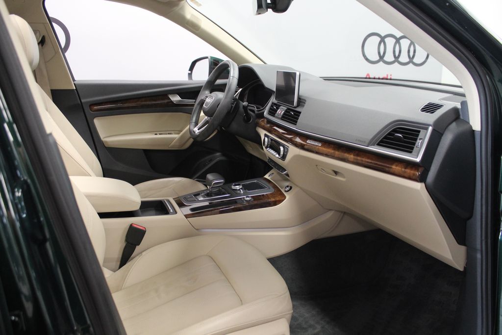 Thumbnail: 2018 Audi Q5 - 28