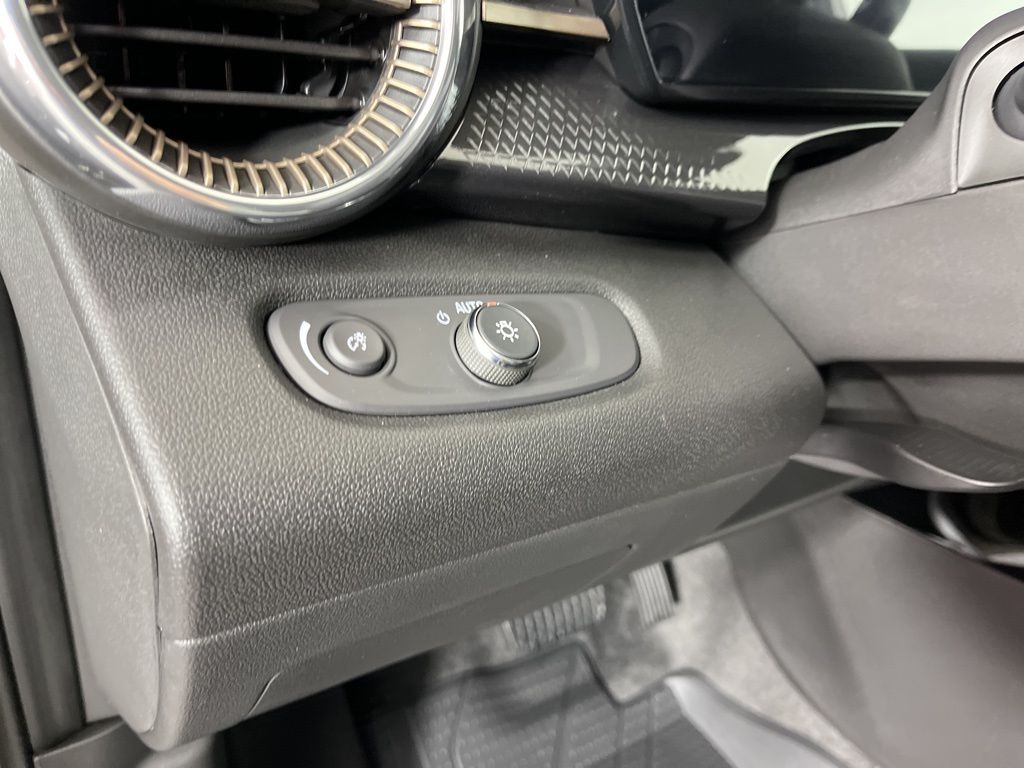 Thumbnail: 2026 Chevrolet Trax - 26