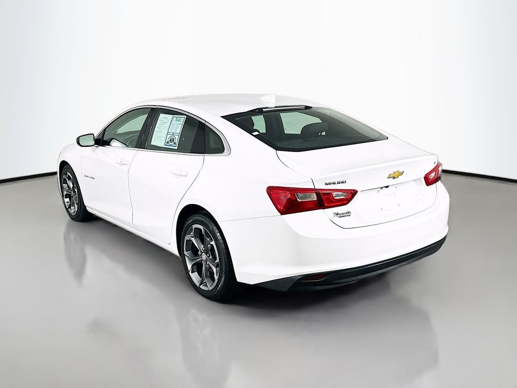 Used 2023 White Chevrolet LT image 5