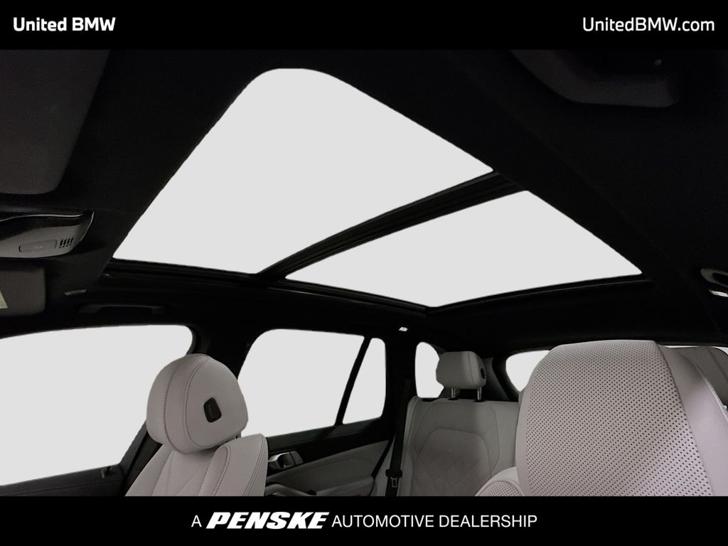 Thumbnail: 2025 BMW X5 - 12