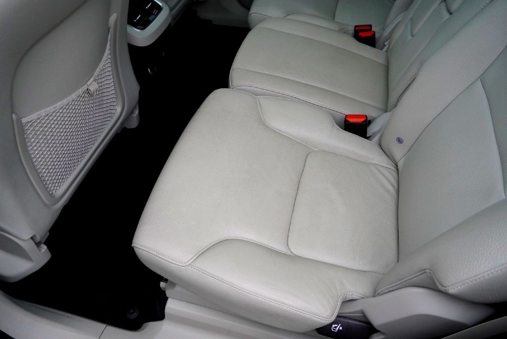 Used Car 2020 Volvo Xc90  T5 Momentum For Sale Under $20,000 In Taylor, Texas