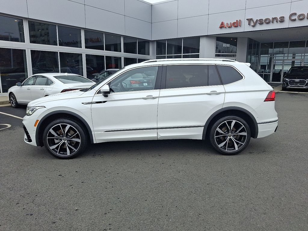 Thumbnail: 2022 Volkswagen Tiguan - 7