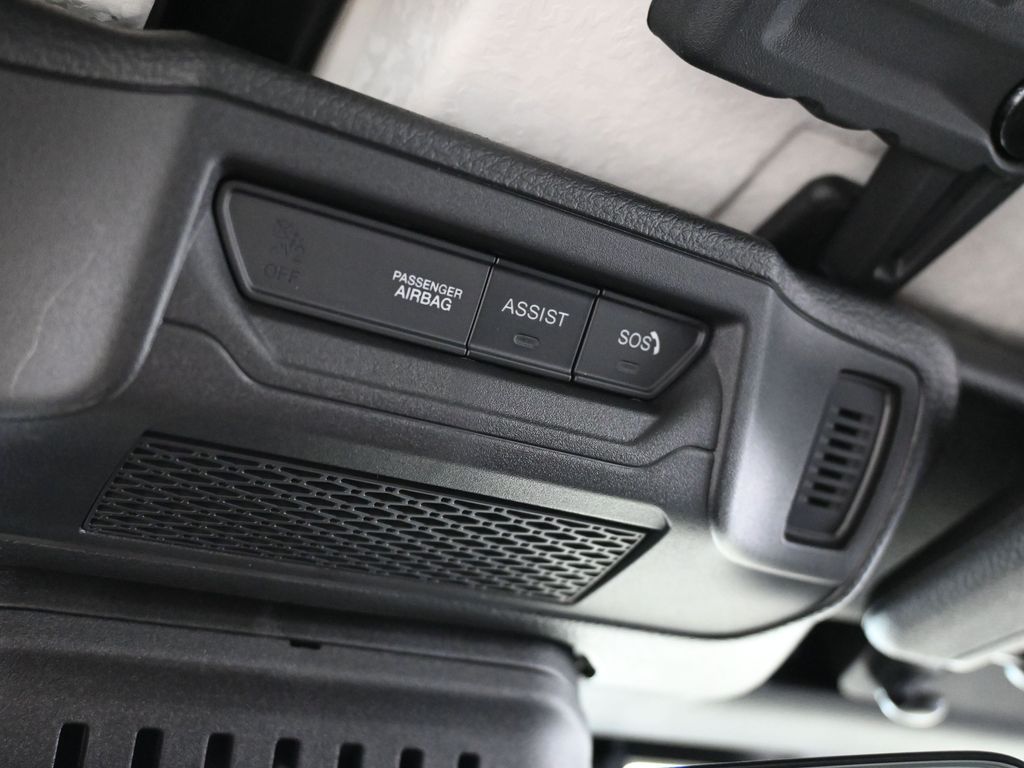 New 2026 reign Jeep Rubicon X image 18