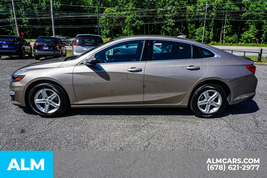 Used 2024 Gray Chevrolet LT image 7