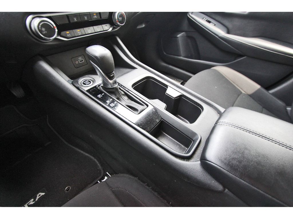 2022 Nissan Sentra S White at Central Houston Nissan