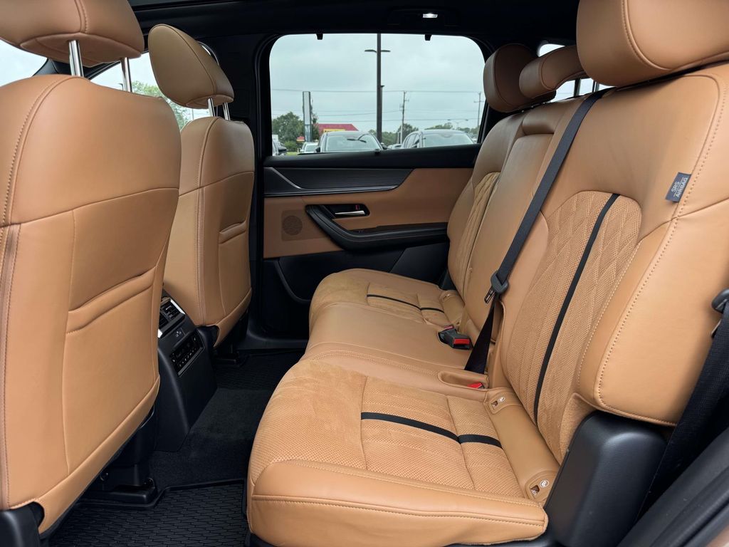 2026 Mazda CX-70 Premium Plus Package - Photo 16