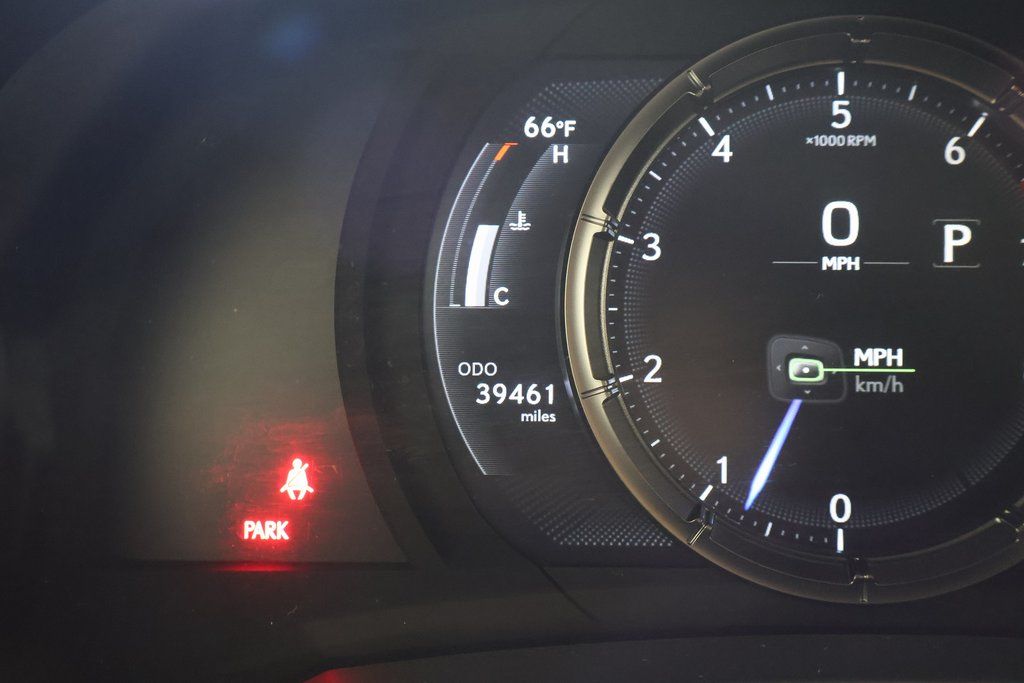 Thumbnail: 2023 Lexus IS - 17