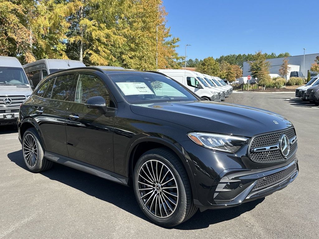 2025 Mercedes-Benz GLC GLC 300 2