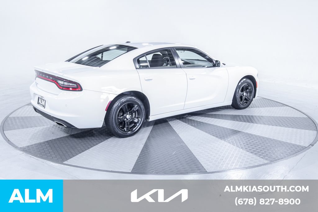 2022 Dodge Charger SXT photo 9