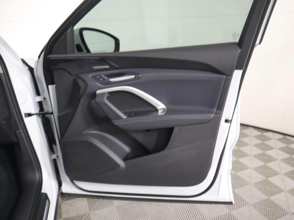 Thumbnail: 2025 Audi Q5 - 26