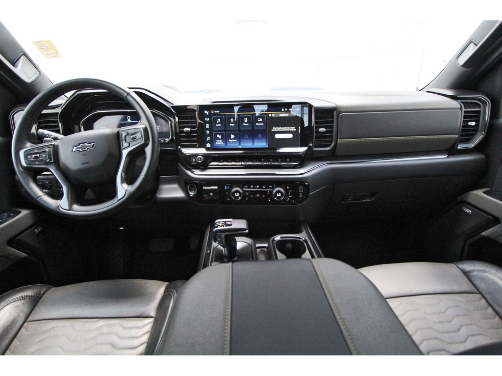 2024 Chevrolet Silverado 1500 ZR2 - 8