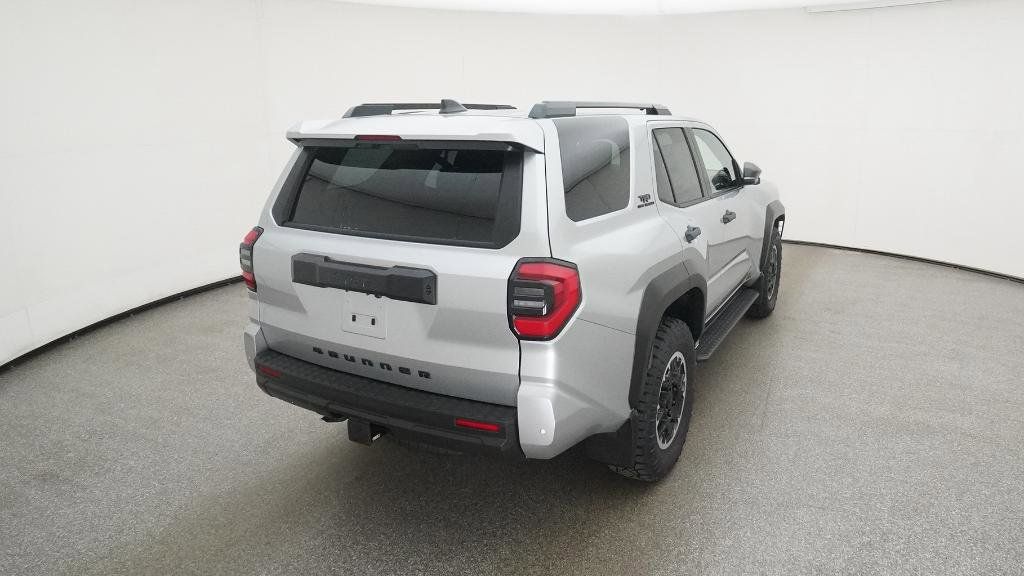 Thumbnail: 2025 Toyota 4Runner - 18