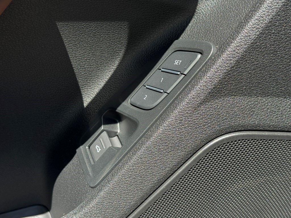 2025 Audi Q3  29