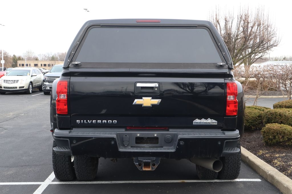 2015 Chevrolet Silverado 3500 High Country 9