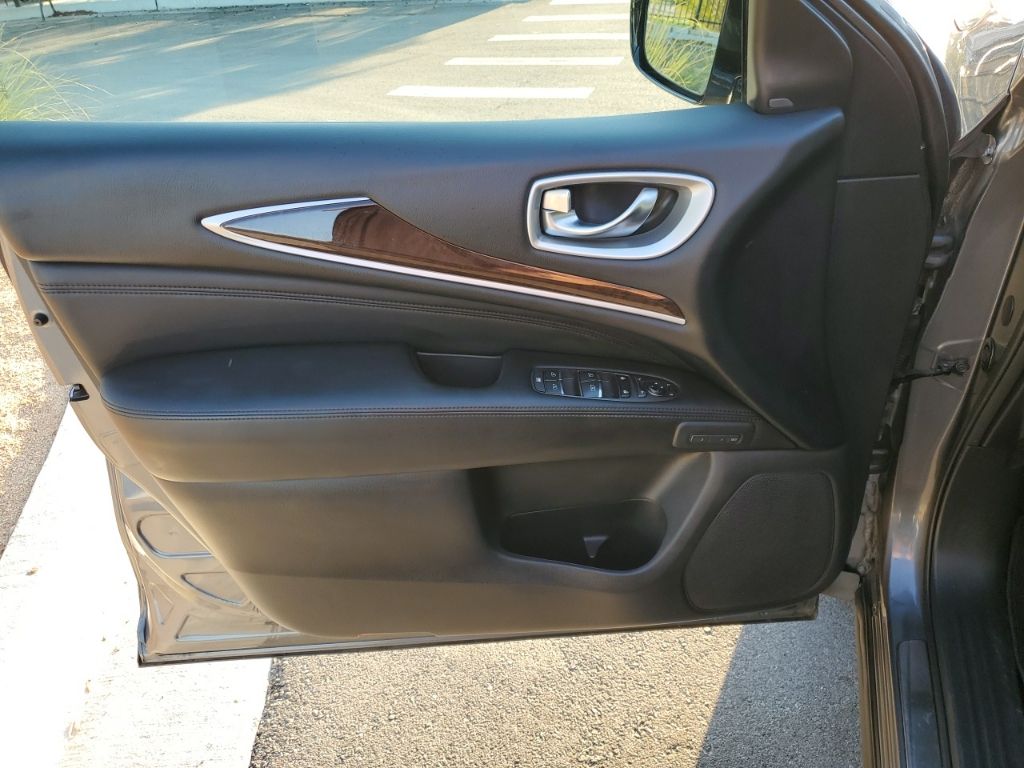 Used Car 2015 Infiniti Qx60  Base For Sale Under $10,000 In Austin, Texas