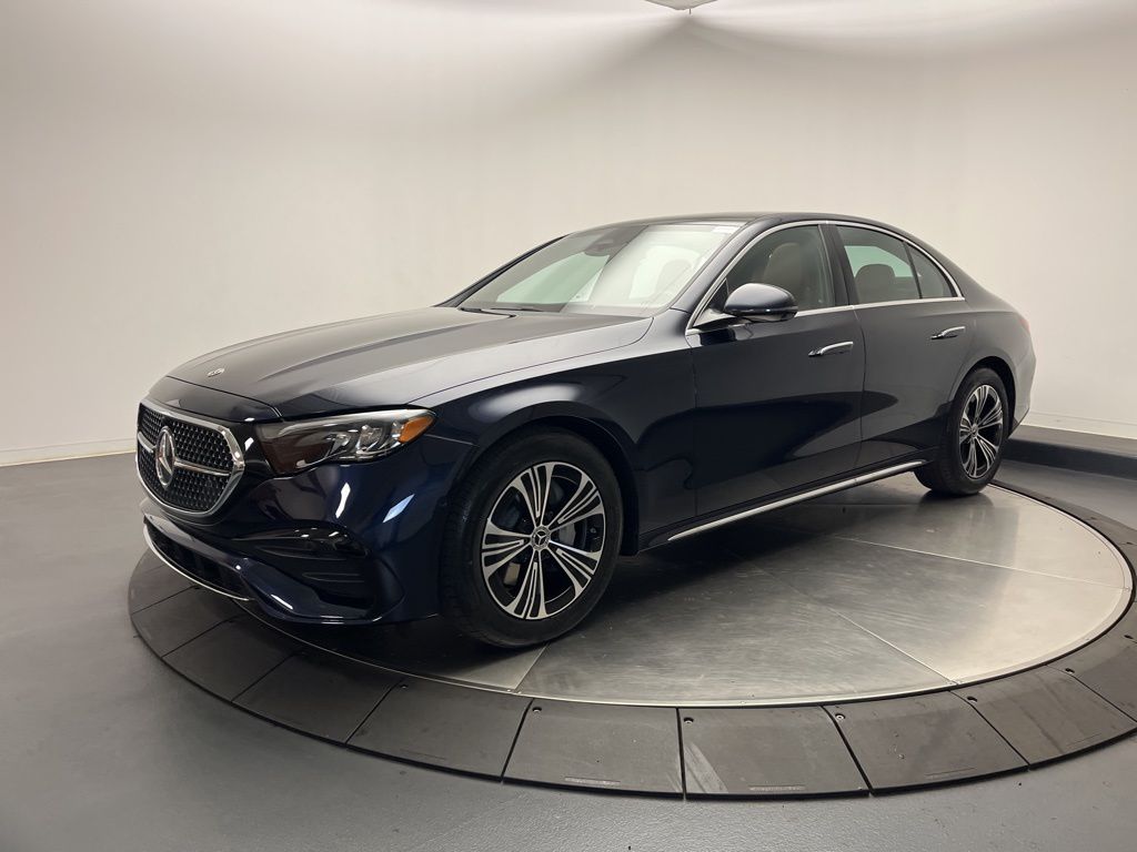 Thumbnail: 2026 Mercedes-Benz E-Class - 3
