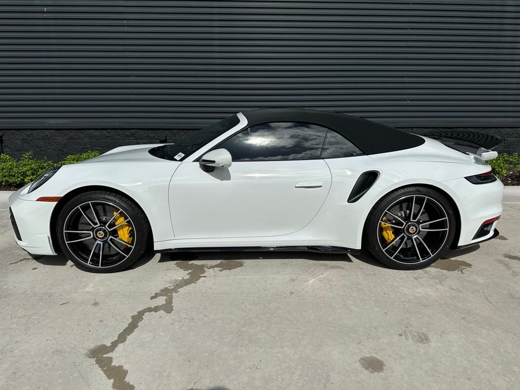 2024 Porsche 911 Turbo S 2