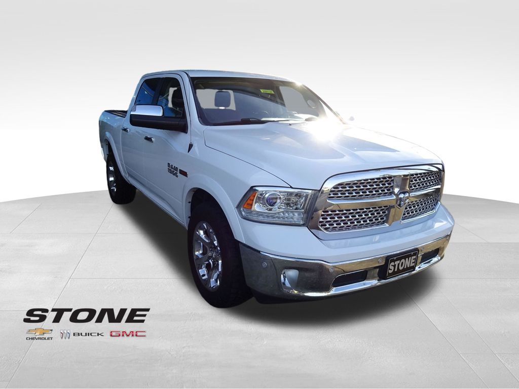 2016 RAM 1500 Laramie Crew Cab 4WD