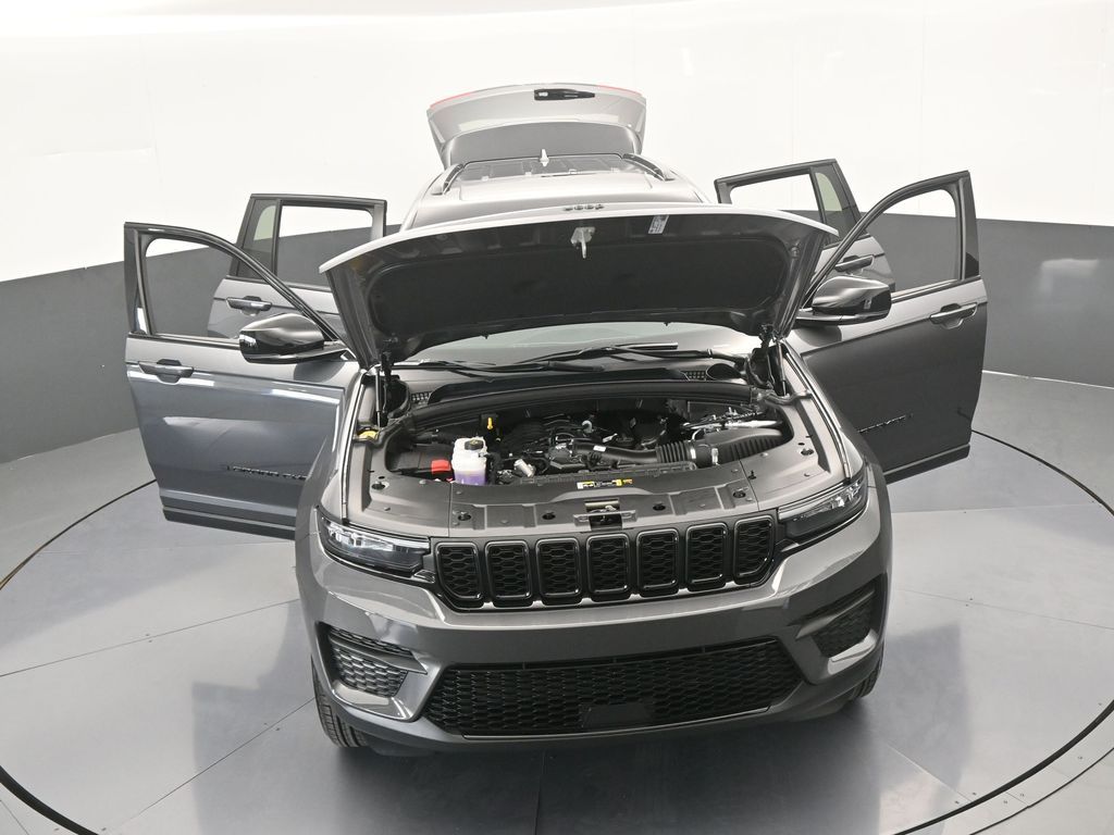 New 2025 Baltic Gray Metallic Clearcoat Jeep Altitude X image 63