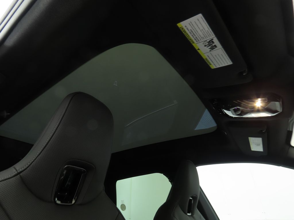 2025 BMW iX xDrive50 19